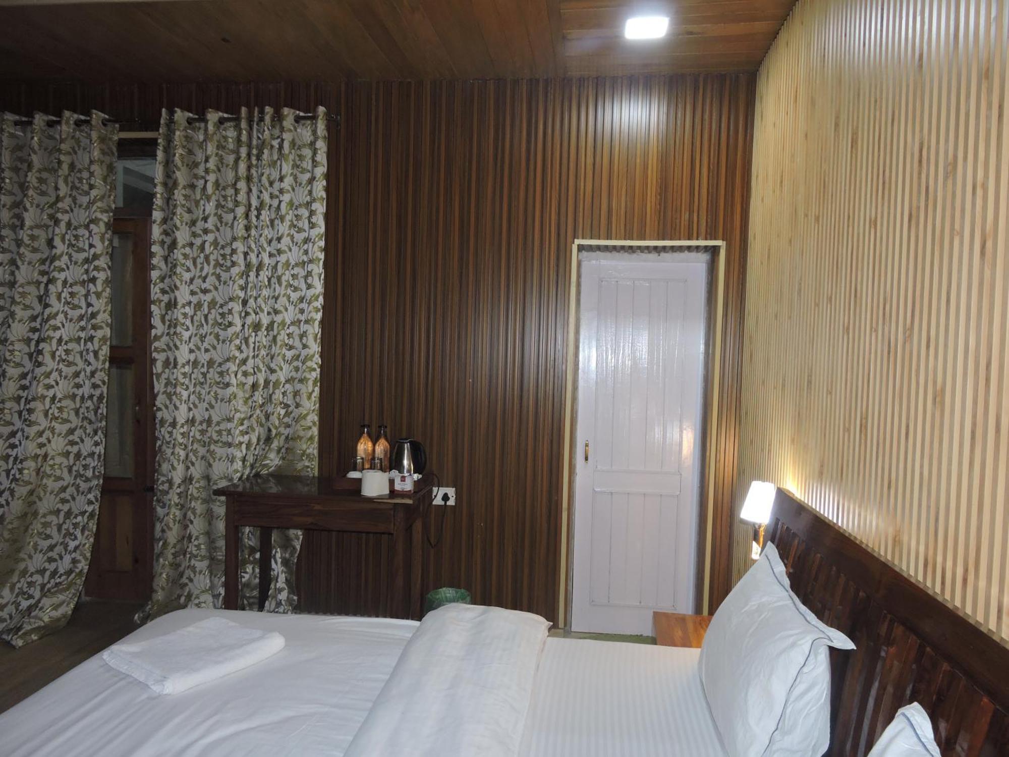 The Manora Woods - Private Hill Top, Gethiya, Nainital Rom bilde